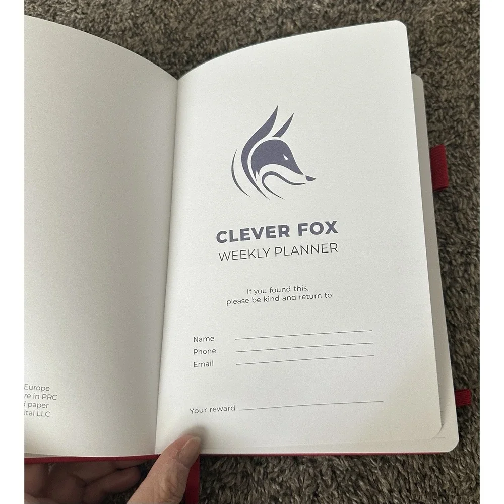 Has Stickers In Book/No Writing - Clever Fox Non-Dated Weekly Planner (RED)